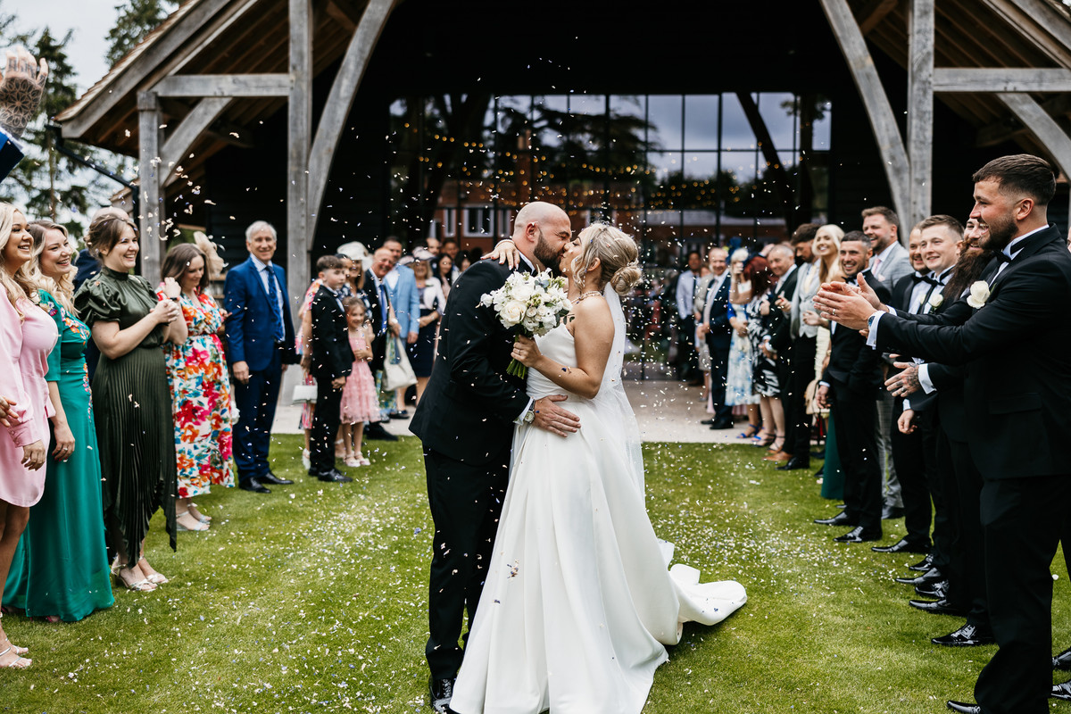Berkshire wedding photography at The Post Barn in Newbury 